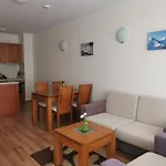 Sunny Home - Cozy Stay By Gondola Lift, Fast Wi-Fi And Mountain View Апартамент *